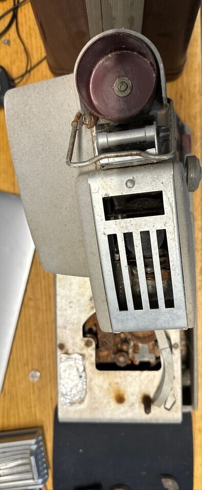 DuKane Micromatic Model 14A390E Classroom Projector/Turntable