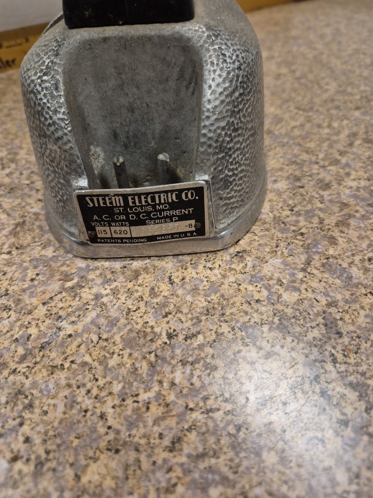Vintage Steem Electric Pace Maker Iron