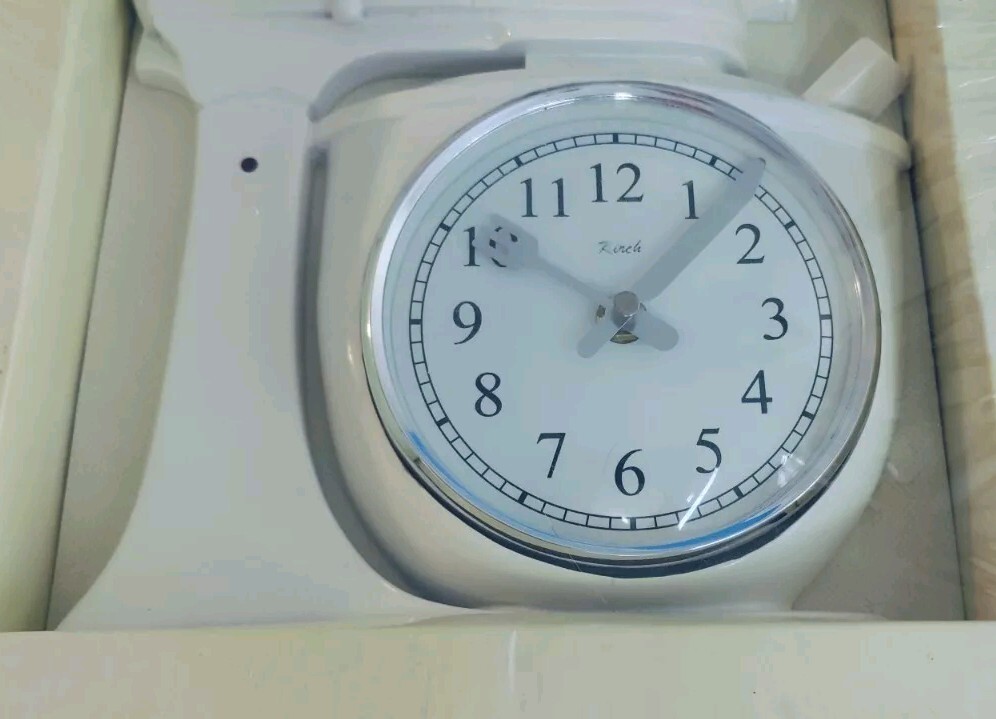 KIRCH WHITE STANDING UPRIGHT MIXER CLOCK NIB