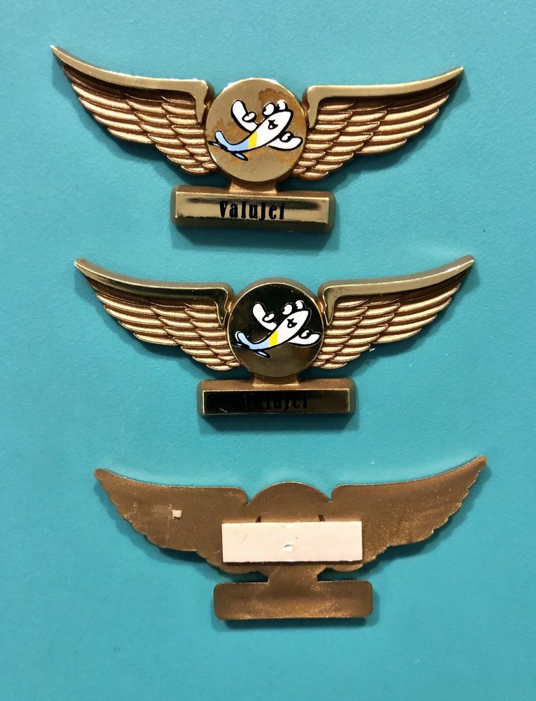 3 VALUJET PLASTIC KID WINGS