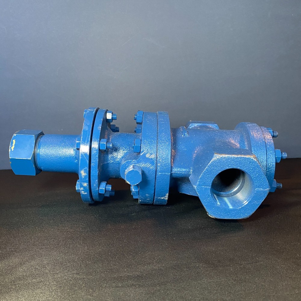 Watson McDaniel 403 Reducing Valve 403-16-N-0015-l 1 1/2" - COSMETIC ISSUES