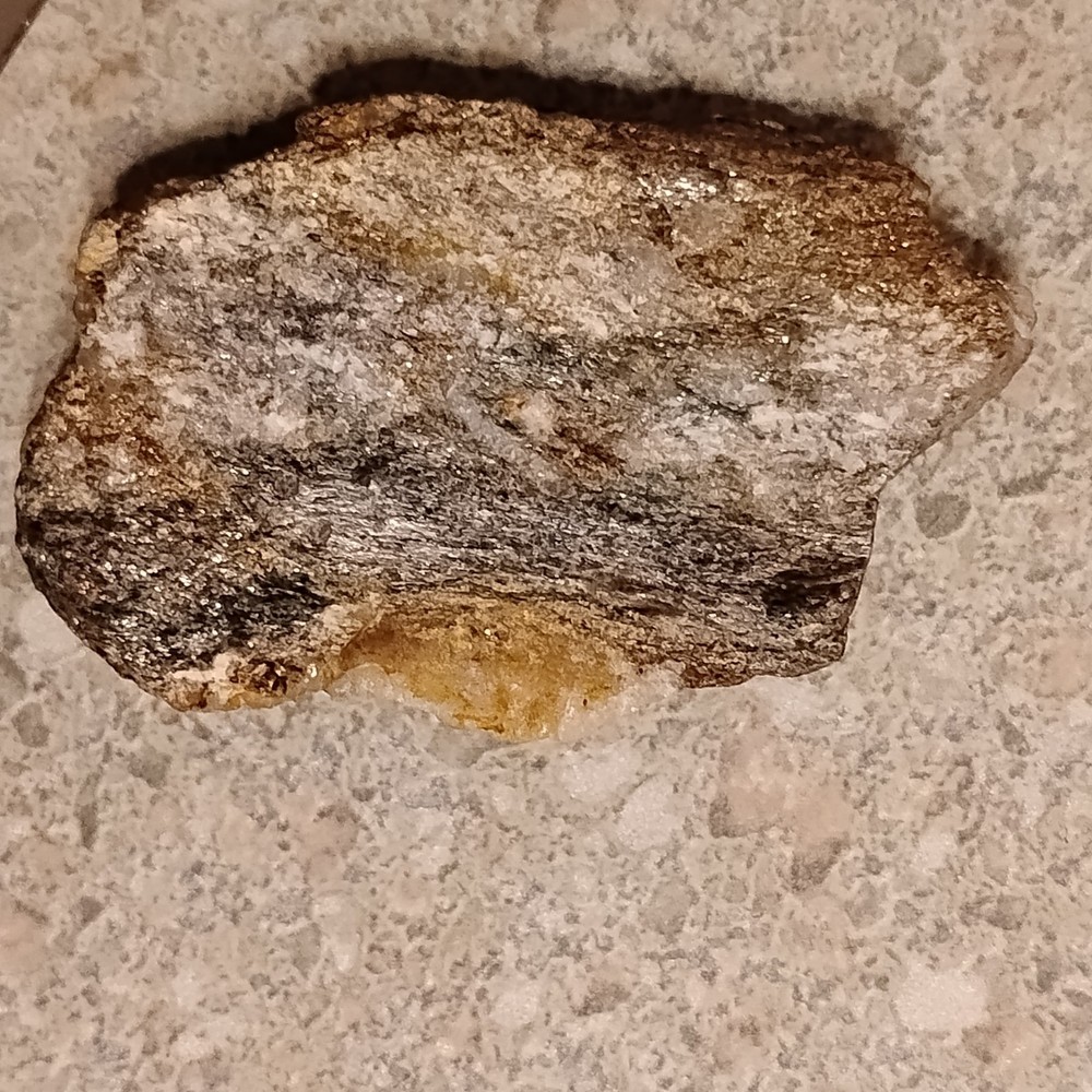 Native Gold and Platinum in quartz specimen