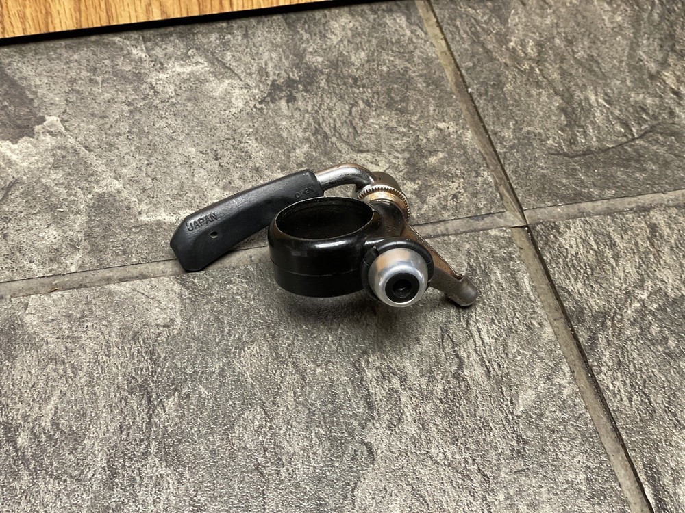 Vintage Dia Compe Seatpost Clamp With Cable Guide Hanger - Quick Release