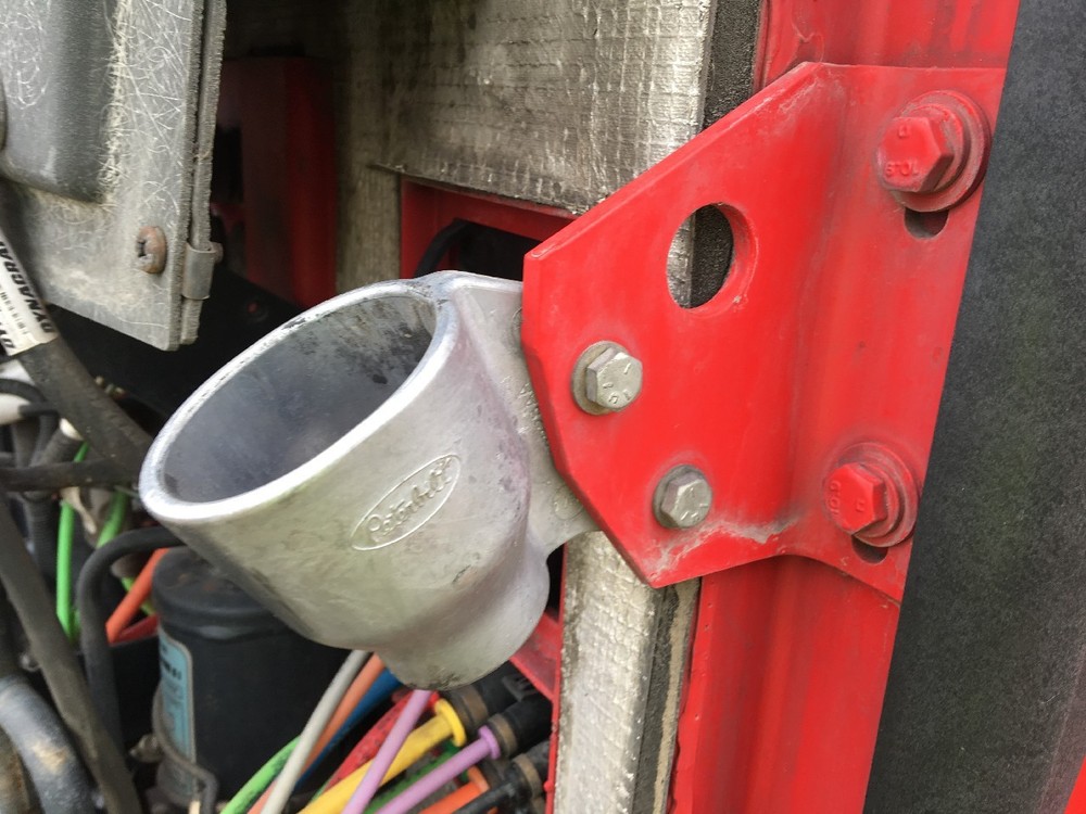 Peterbilt 587 Left/Driver Hood Rest - Used