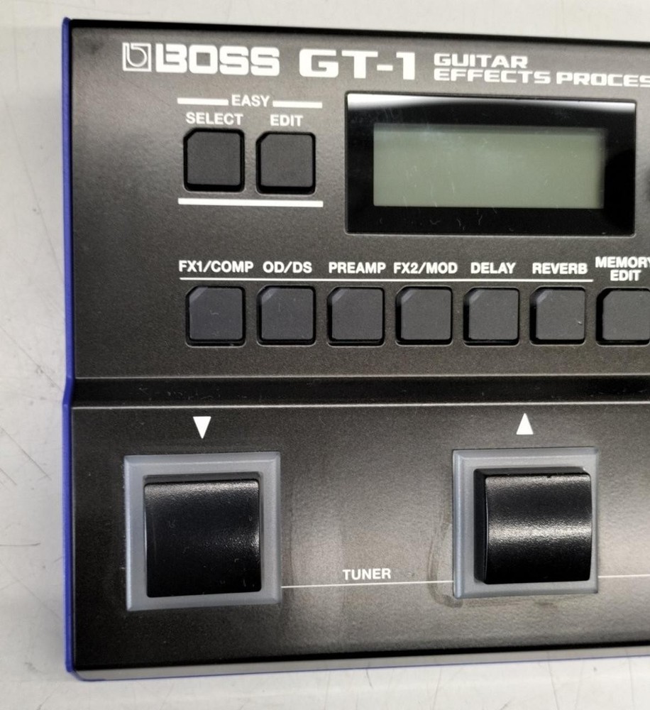 BOSS GT-1 MULTI-EFFECTOR 377058