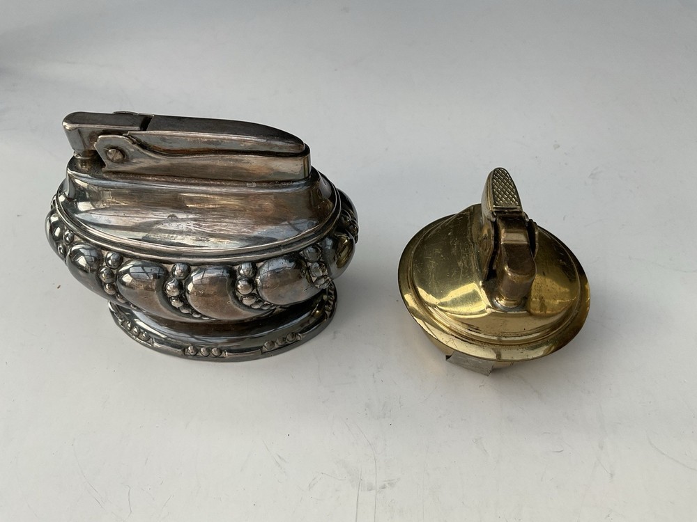 2 Lot Ronson Crown Silver Plate Table Top Lighter & Gold tone Replacement Lighte