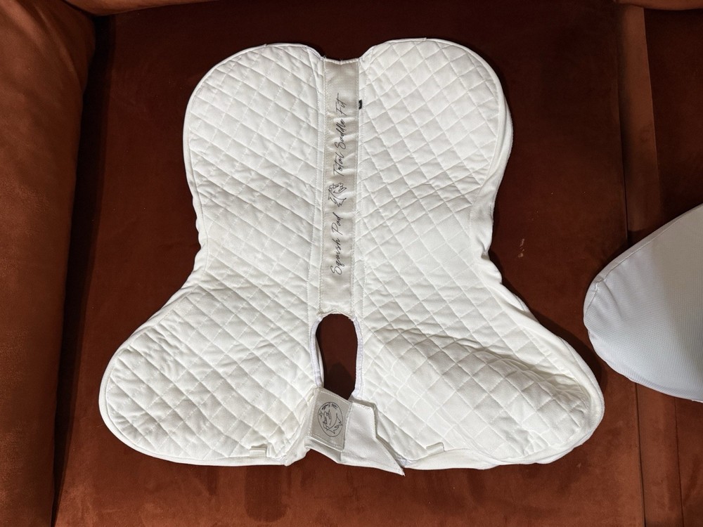 Total Saddle Fit Squish Pad, Dressage Medium White