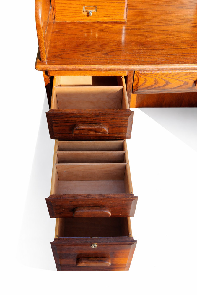 Winners Only Oak Roll Top Desk w/ Organizer Drawers & Pull-Out Slides – Solid Wo