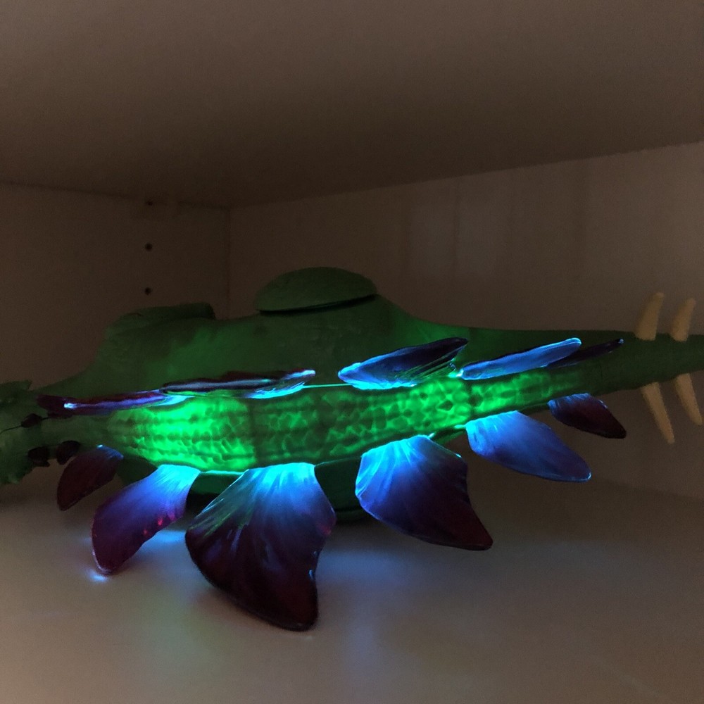 ROARING WALKING LIGHTS UP SPIKES GREEN STEGOSAURUS DINOSAUR