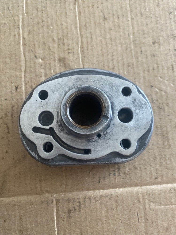 GENUINE HONDA CB160 CB 160 1966-1967 POINTS HOUSING CASTING