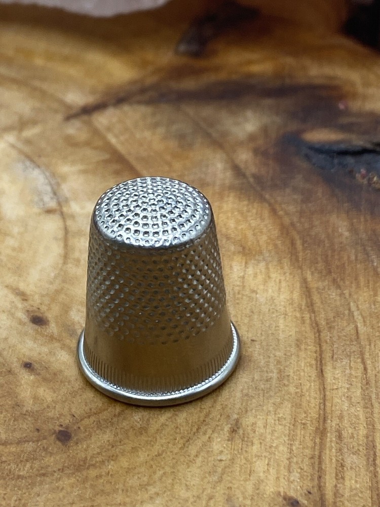 VINTAGE STERLING SILVER THIMBLE FINGER GUARD