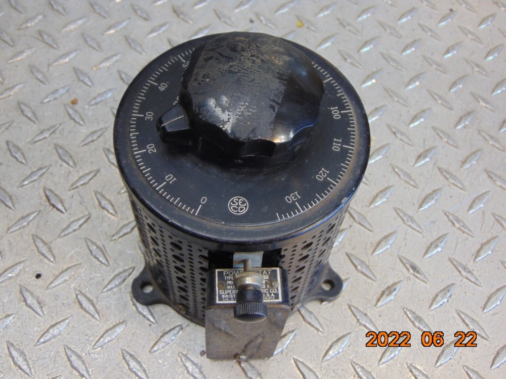 SUPERIOR ELECTRIC POWERSTAT TYPE S809 7.5A