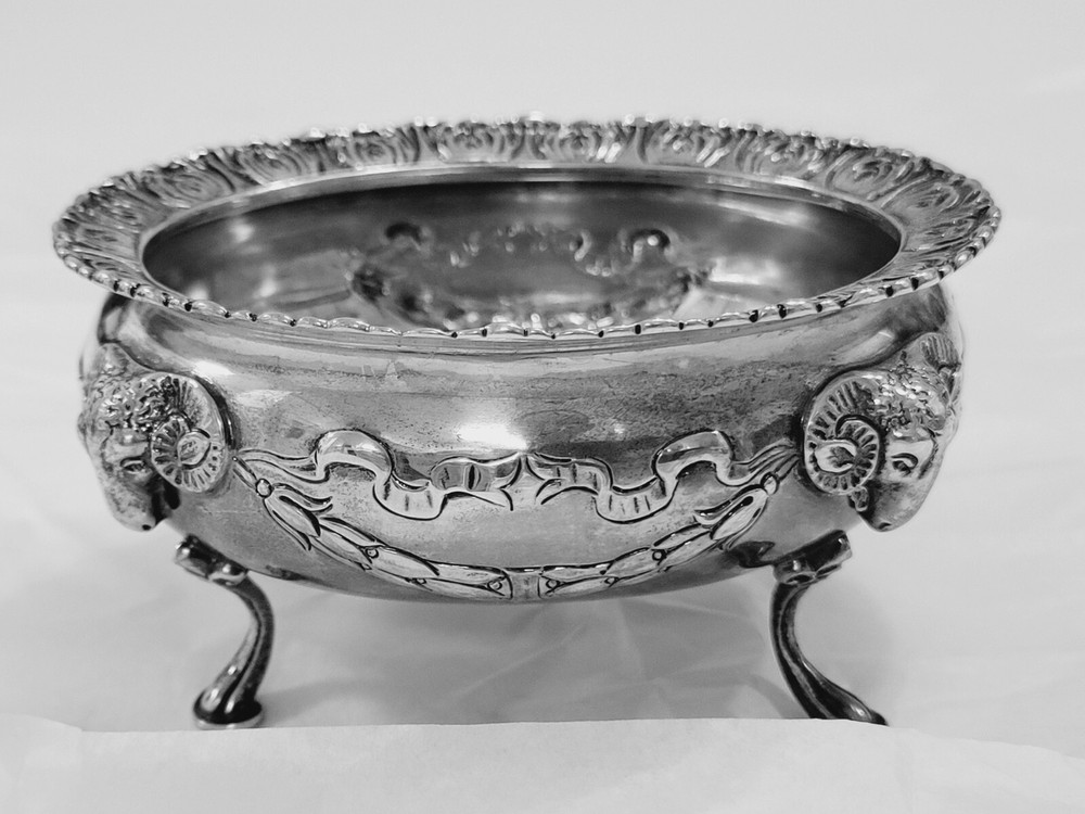 STERLING SILVER OVAL DISH / SALT CELLAR RAM'S HEAD