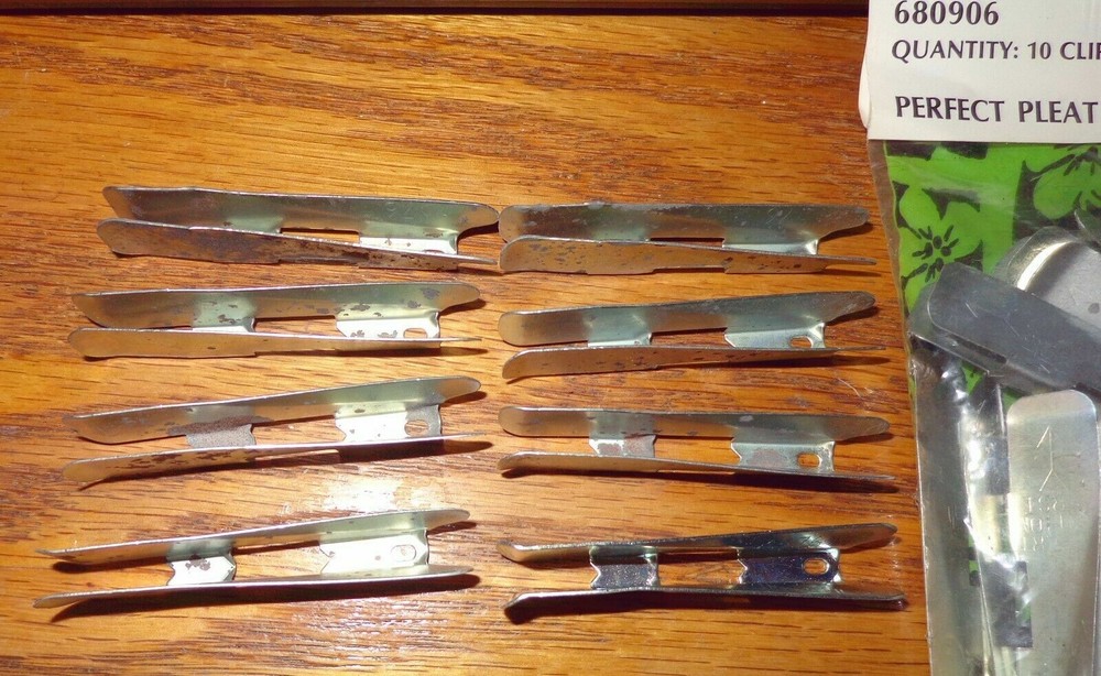 NIP GRABER PERFECT PLEAT CLIPS & HOOKS 8 EXTRA CLIPS 2 1/2" DRAPERY SEWING TOOLS