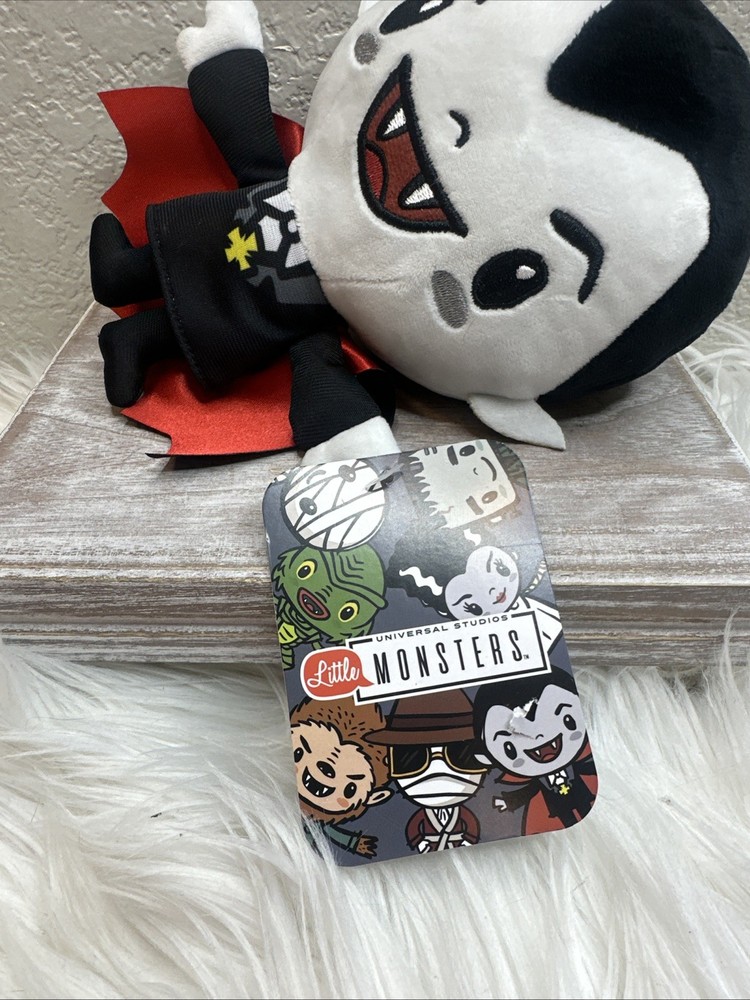 Universal Studios Little Monsters Plush DRACULA FAST SHIPPER