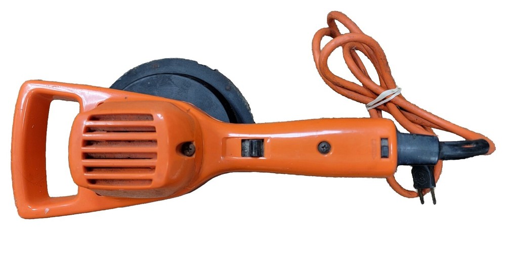 Black And Decker 8" Random Orbit Polisher - Test Works - No. 7962