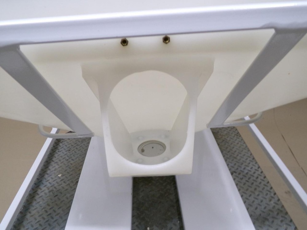 Plastic Process Equipment Material Bin MTB800, 800 LBS Capacity, 22.50 Cubic Ft.