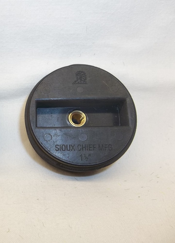 Sioux Chief 1-1/2" Slotted ABS Flush Pipe Plug w/ Threaded Brass Insert Cleanout