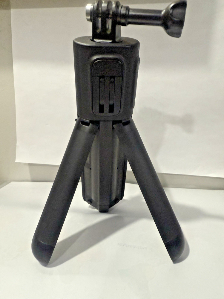 GoPro Volta ACVT1 USB-C Compact Camera Battery Grip/Tripod/Remote