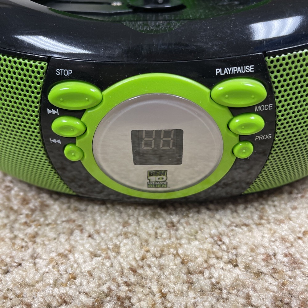 Ben 10 Radio/CD Player Rare