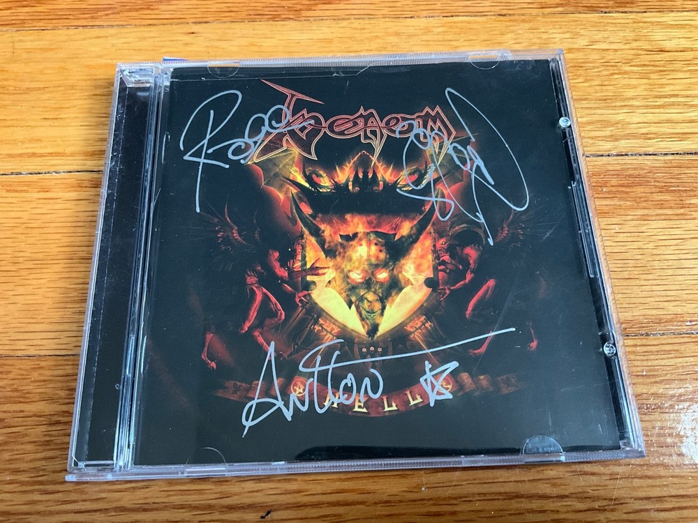 Venom "Hell" Cd Signed Autographed