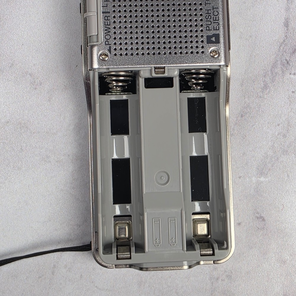 Olympus Digital Voice Recorder: Model DM-420, Silver