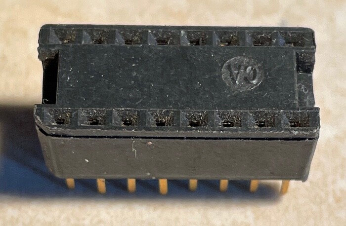 Vintage Apple 1 16 Pin IC Socket - NOS !
