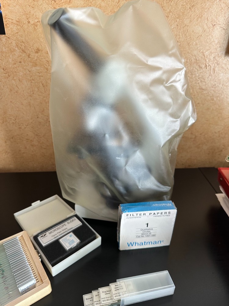 1000X LED Microscope & Slides