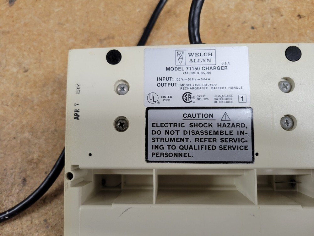 Welch Allyn 71150 Charger Base pictured untested
