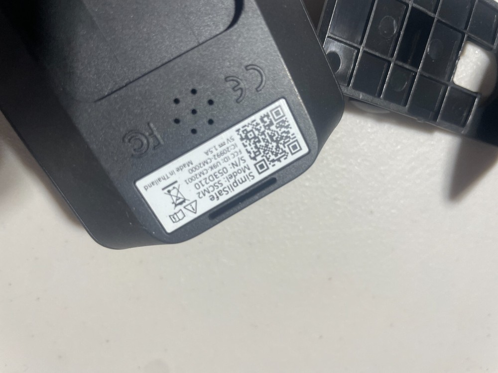 SimpliSafe Base Station SSBS3 & Simplisafe SSCM2 camera