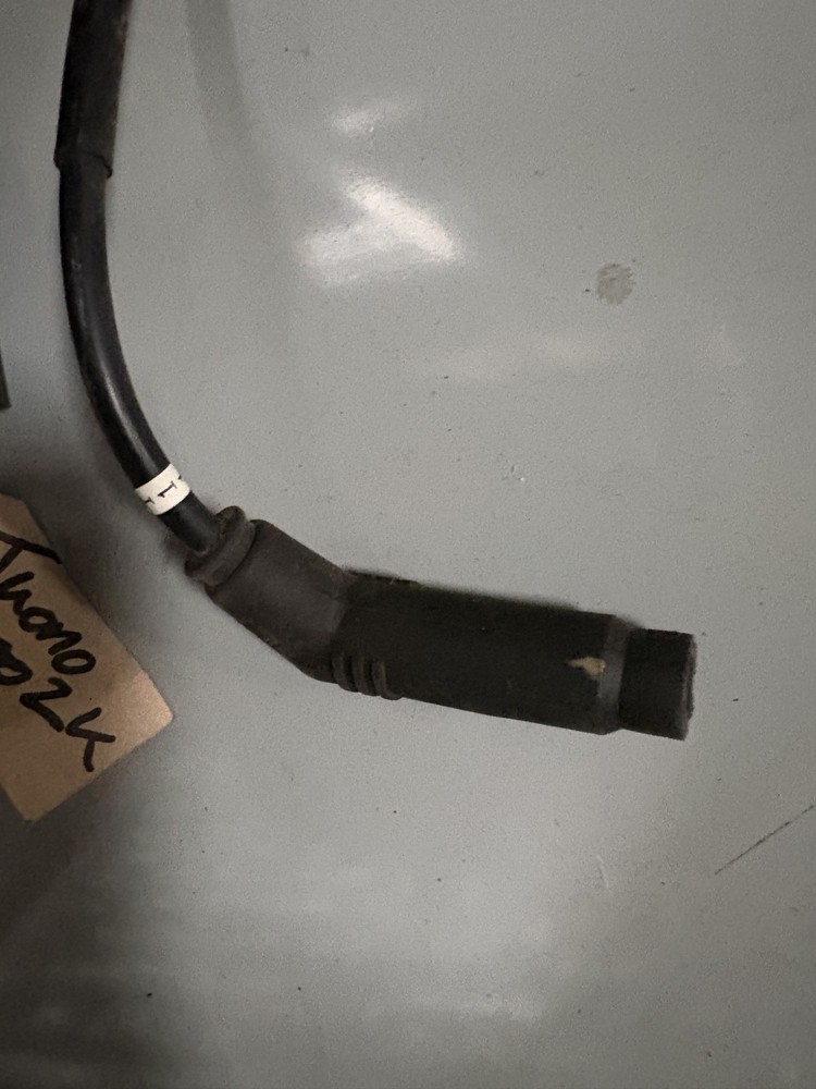 Aprilia Tuono 1000 2000 front Ignition Coil