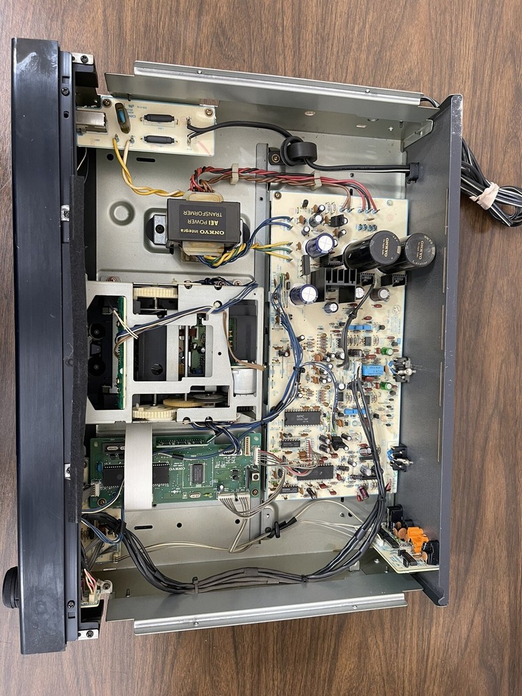 Onkyo DT-901 Tape Deck As Is Power On