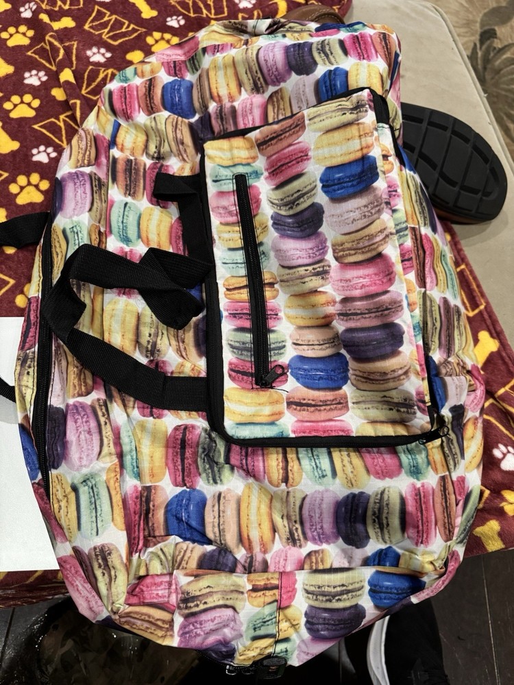 Macaron Print Dufflebag