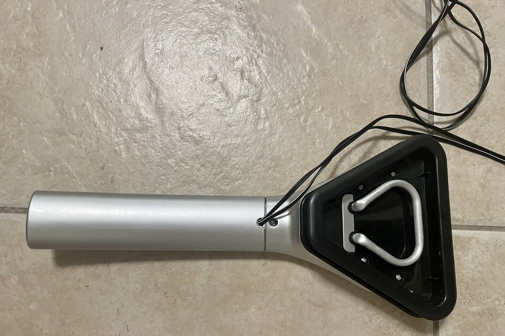 SHARPER IMAGE HEATED ICE SCRAPER 810022140079 MSRP $49.99 Car Windshield Scraper