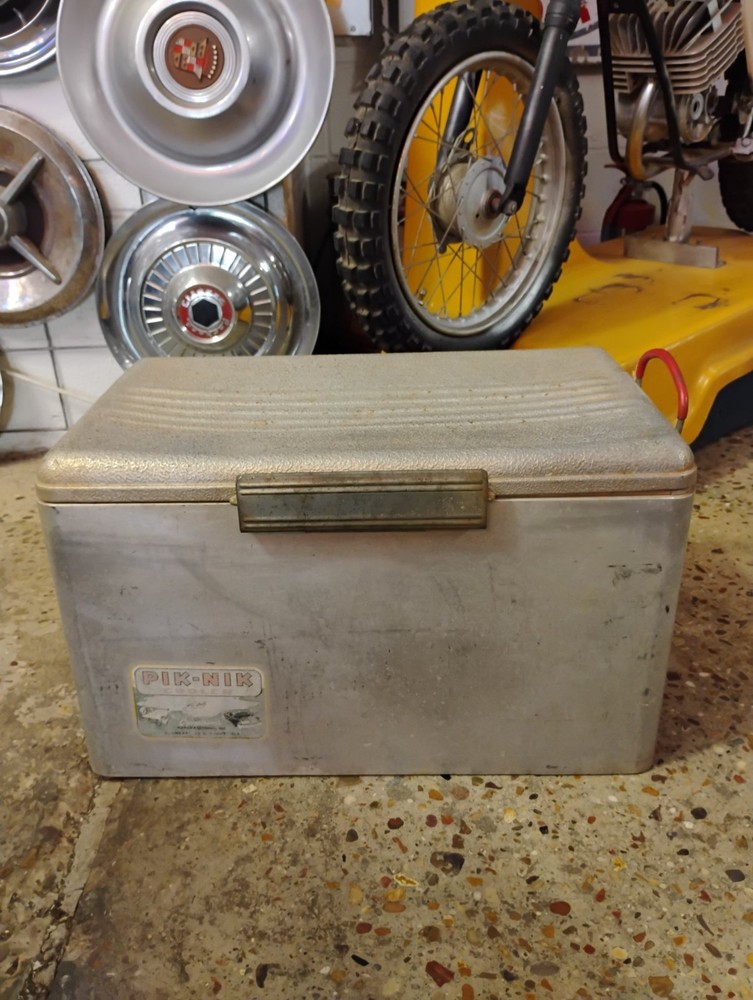 Vintage Pik-Nik Ice Chest