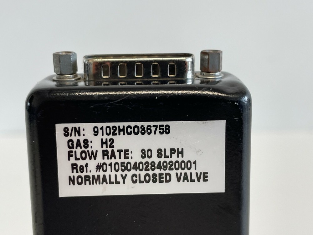 U2: Brooks 5850TR Mass Flow Controller 5850 TR Series