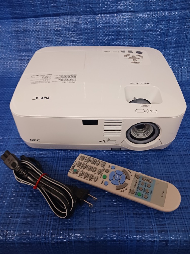 NEC NP410 DLP Projector, Tested, Working, With Remote
