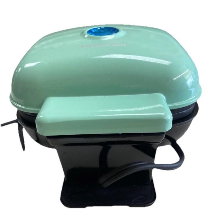 Dash Egg Bite Maker Makes 4 Egg Bites Teal Black DBBM400GBAQ04 New Without Box