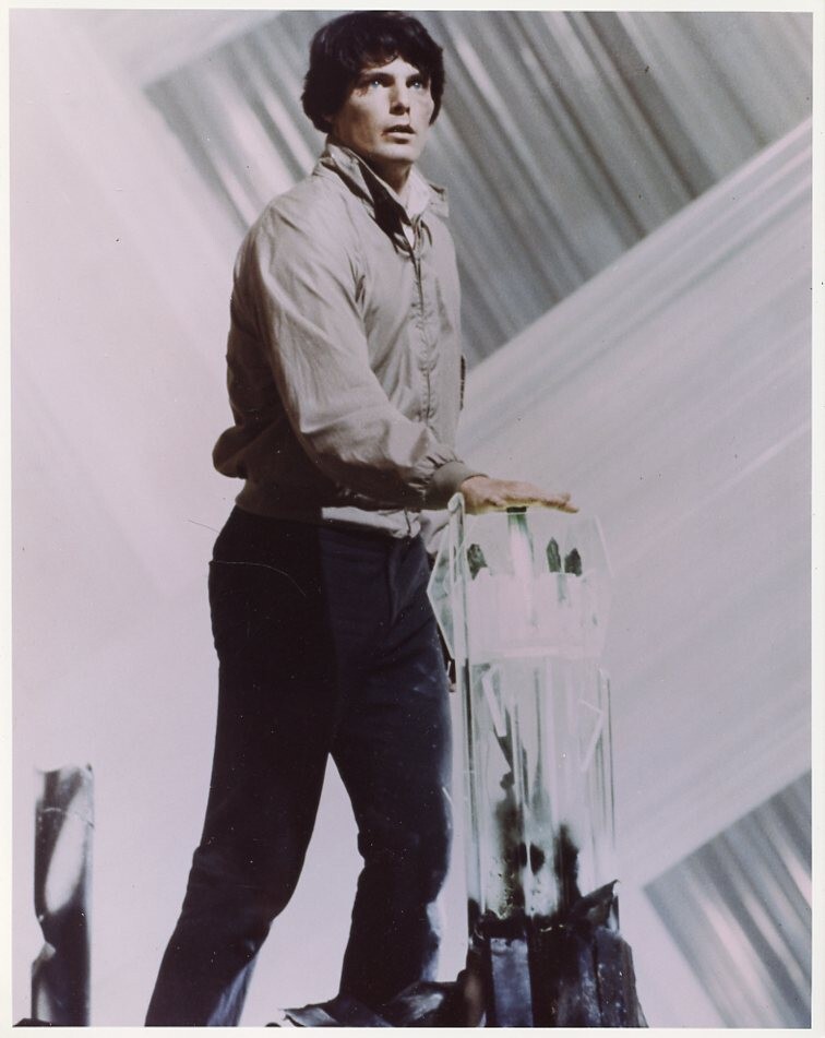 CHRISTOPHER REEVE SUPERMAN 8X10 PHOTO  #A3427