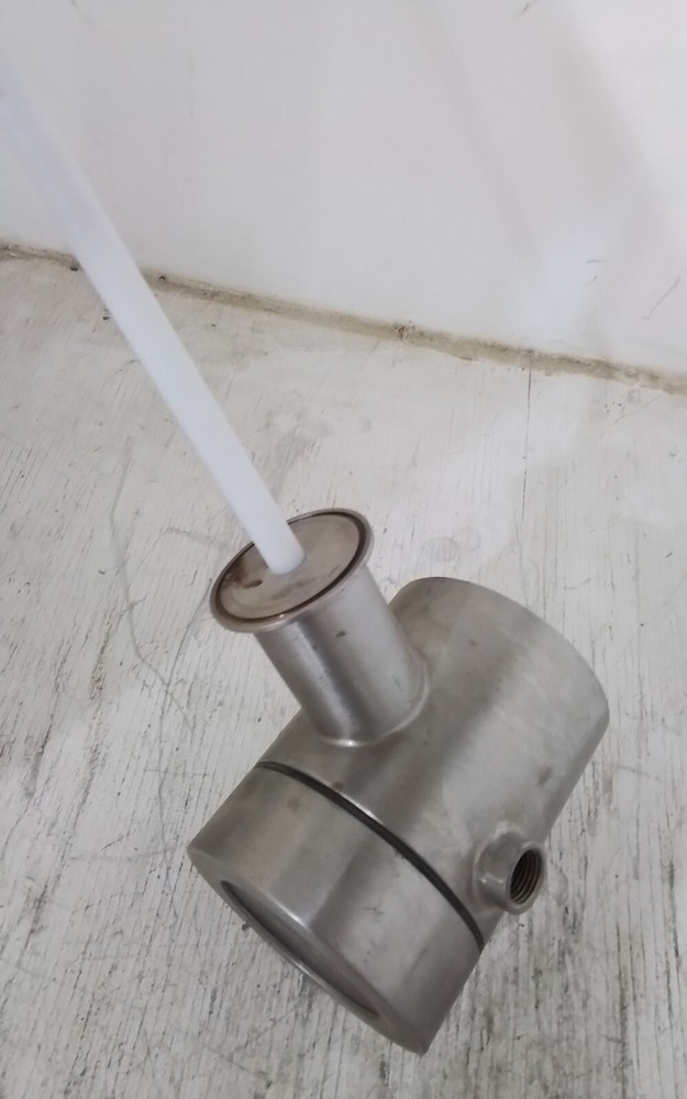 Lumenite MLST-4220 Sanitary Continuous Level Transmitter (SW46)
