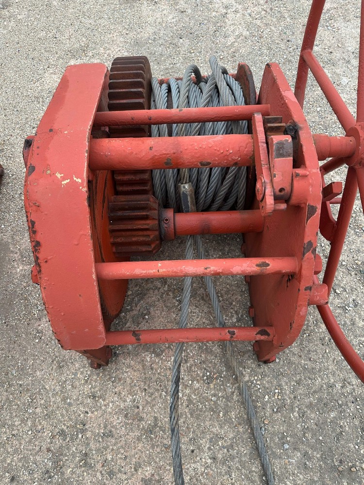 Hand Wheel Mooring Winch (Used)