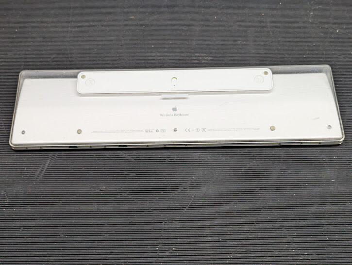 Apple Wireless Keyboard A1016 - Used, Scratches, No Box