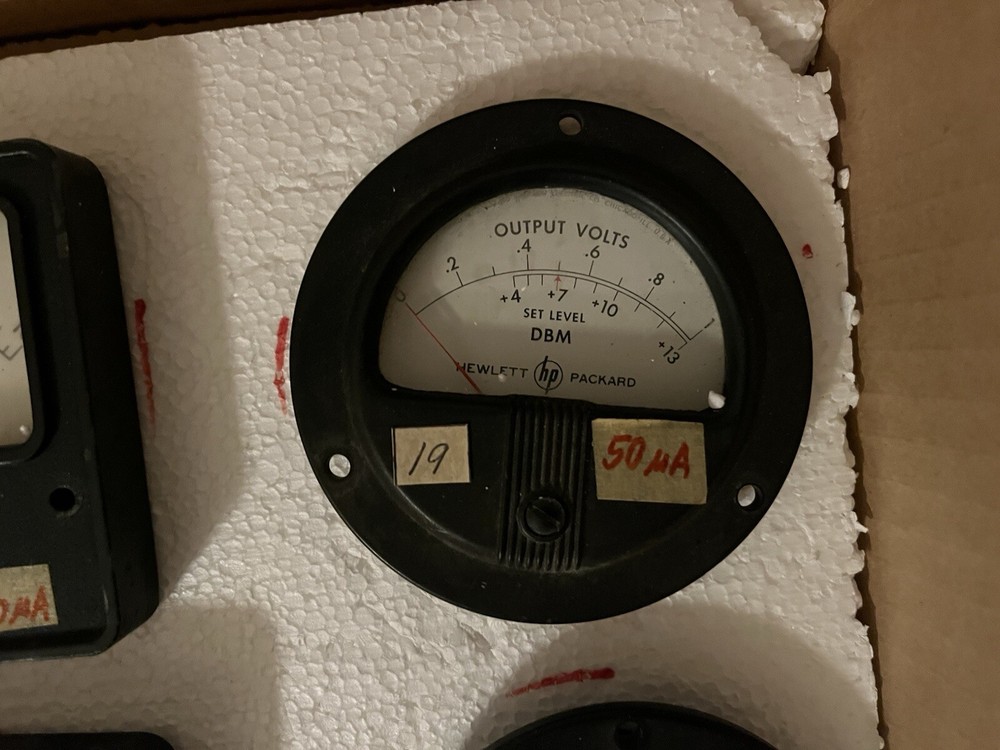 11 Hewlett Packard RMS Volts - Decibels, DBM, Percent Modulation UNTESTED/AS IS