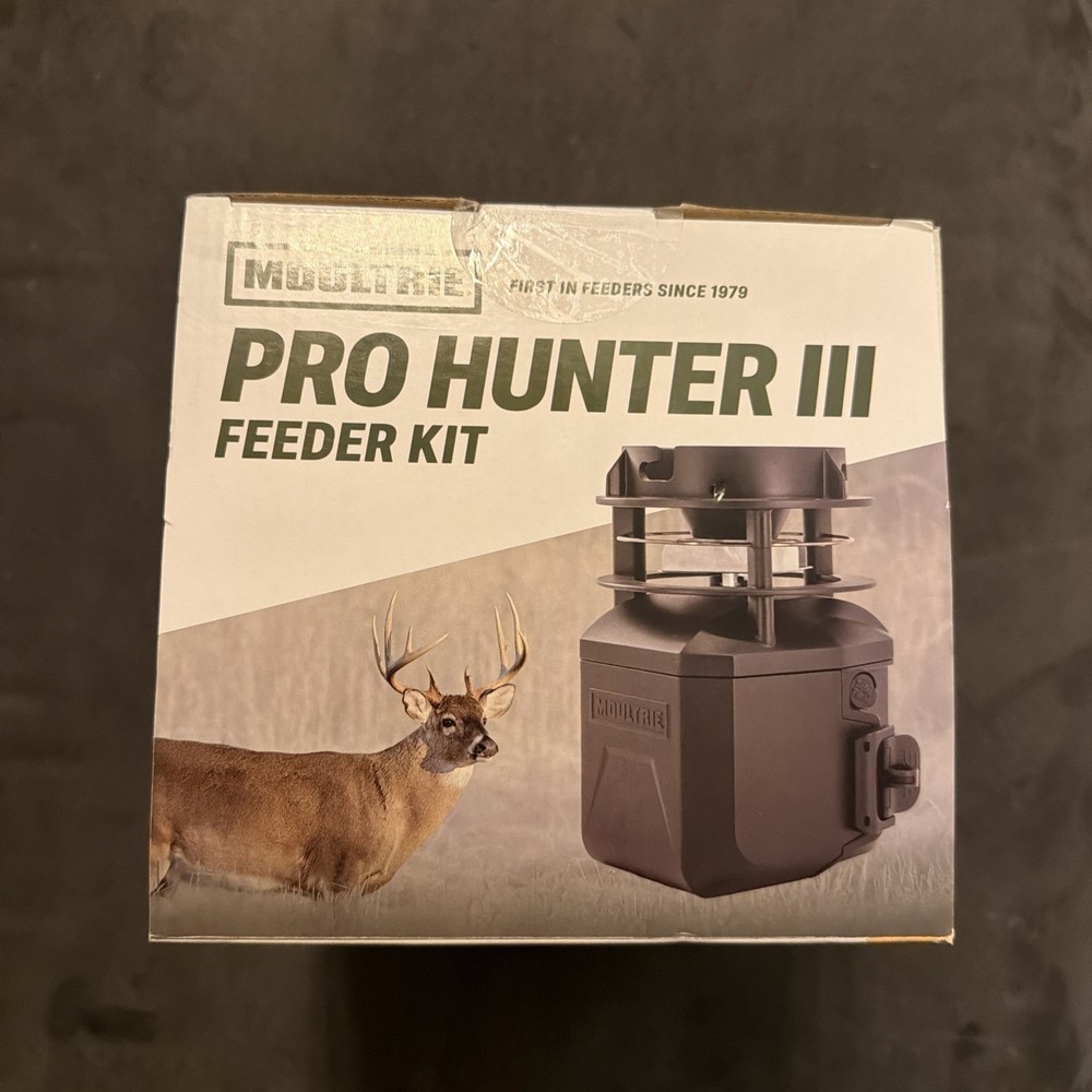 Pro Hunter II Programmable Quick -lock Feeder Kit, Black (MFG-13448)