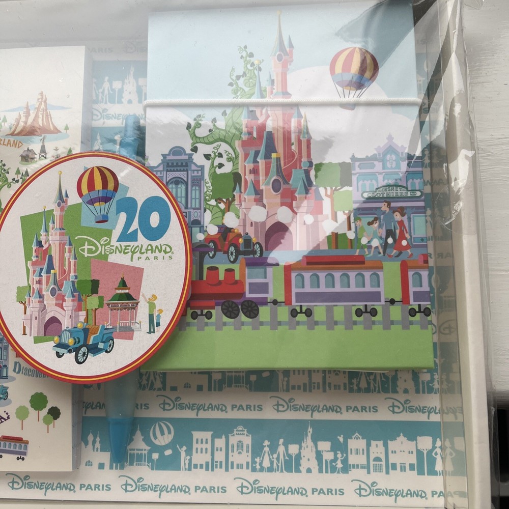 Disneyland Paris Writing Set