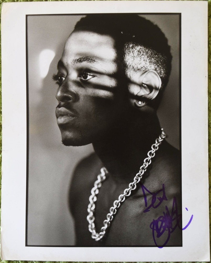 Omar Epps Hand Signed Photo 8"X10"