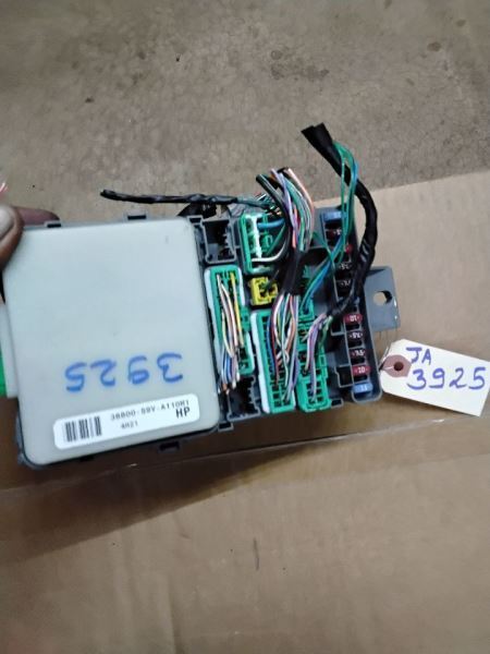 PILOT 2004 Fuse Box Cabin 653953