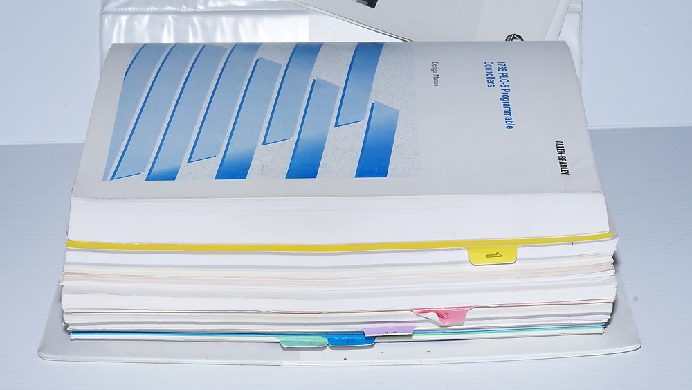 Allen Bradley 1785 PLC-5 Programmable Controller Design User Manual