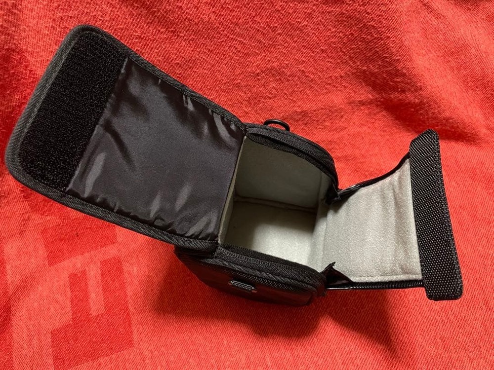 SONY Accessory Case/camera Protection Case With Strap (used)