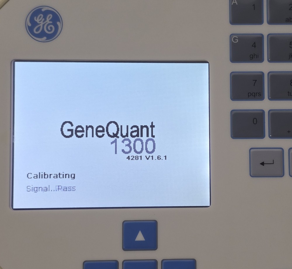 GE GeneQuant 1300 UV/Visible Spectrophotometer